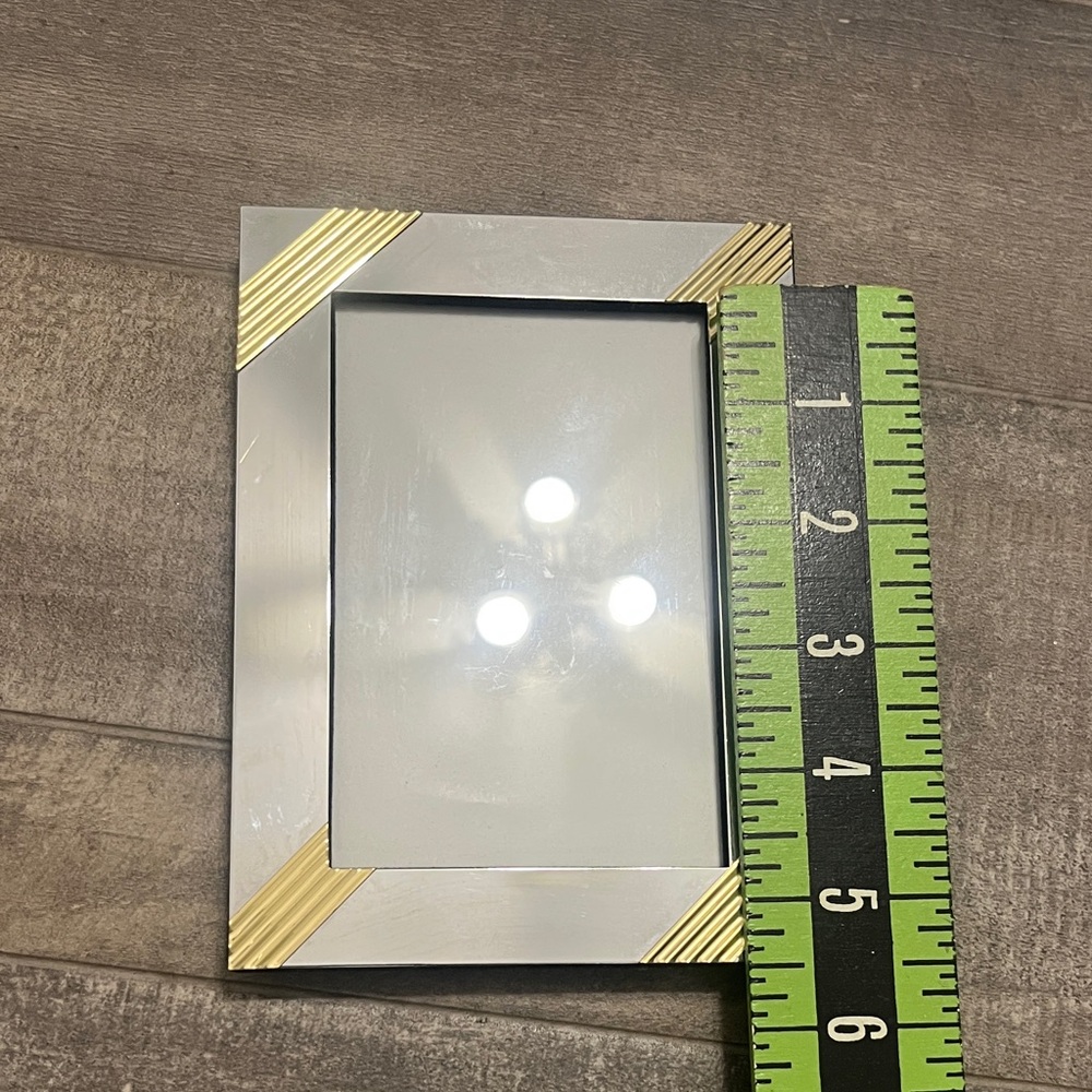 Chic Metallic Photo Frame - Picture 6 of 7